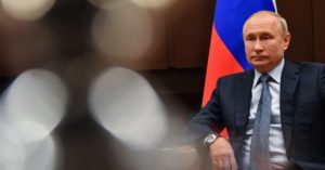 Владимир Путин и Россия изолированы