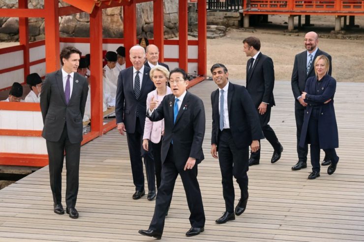 О проблематике места проведения последнего саммита G7