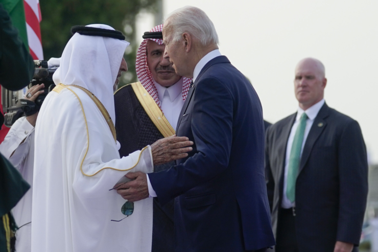Вашингтон уговаривает Саудовскую Аравию против Китая 