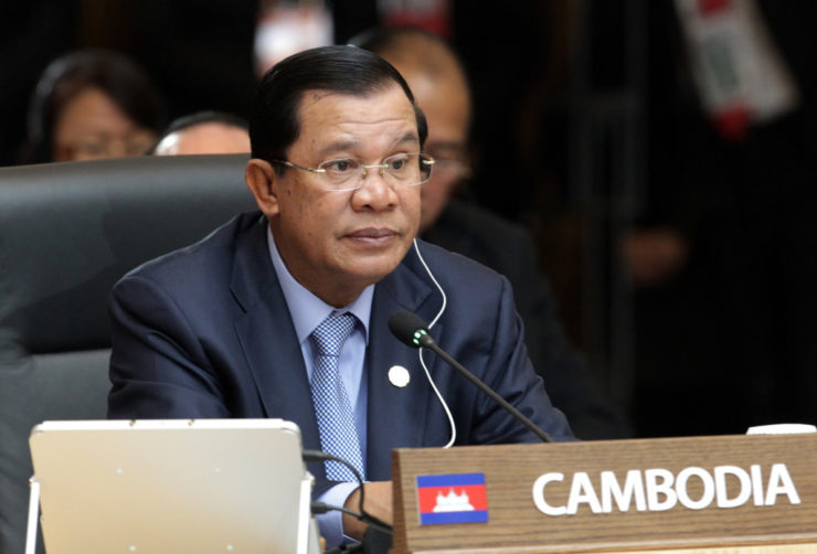 Борьба за информационное пространство Камбоджи 