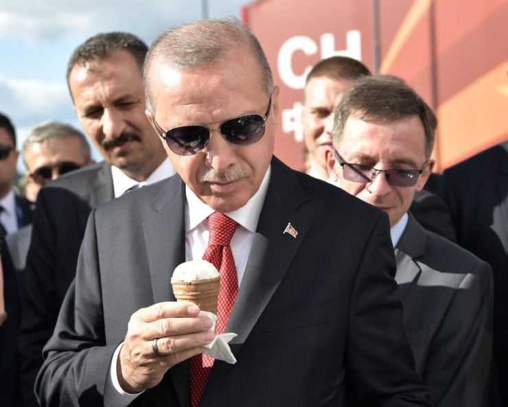 Эрдоган манипулирует «давлением США»…