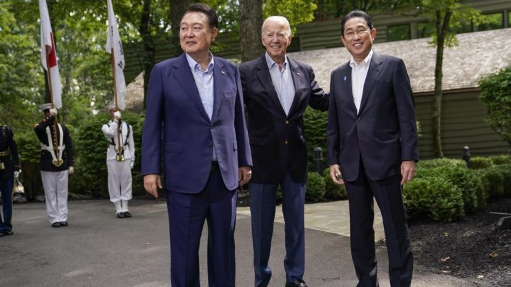 US President Joe Biden and Japanese Prime Minister Fumio Kishida