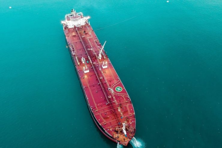 танкер в Красном море