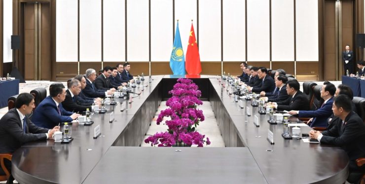 Встречи Казахстана и Китай