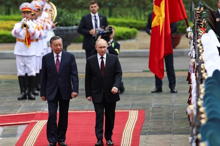 Визит Путина во Вьетнам
